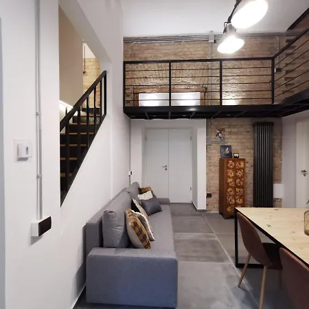 The Address Loft 22ppl Apartment