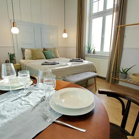 Aparthotel Classy Deák Square