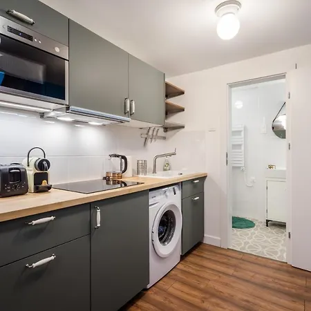 Colorful Designer In The Heart Of Apartment