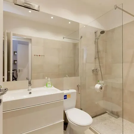 Rakoczi Apartment