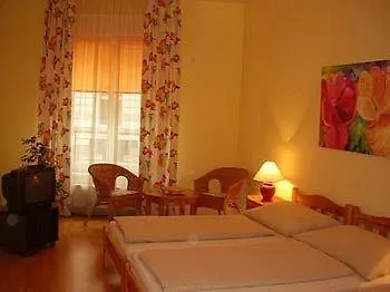 Claudia Apartment