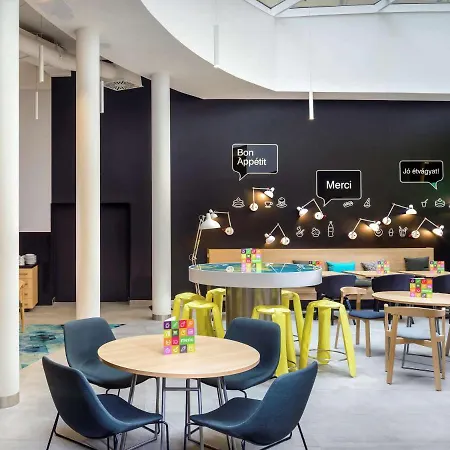 Ibis Styles Center 3*