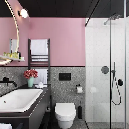 Alice Hotel 4*