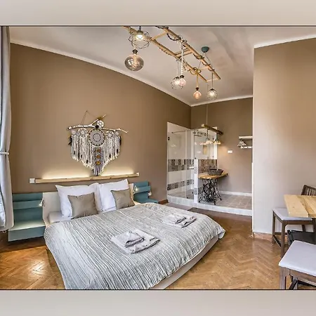 Boutique Raday Apartment *
