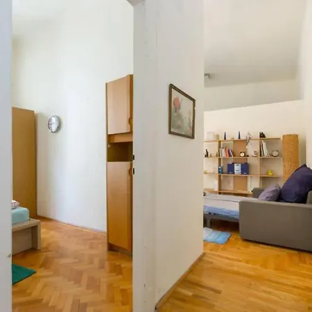 Danube Residence Apartment *