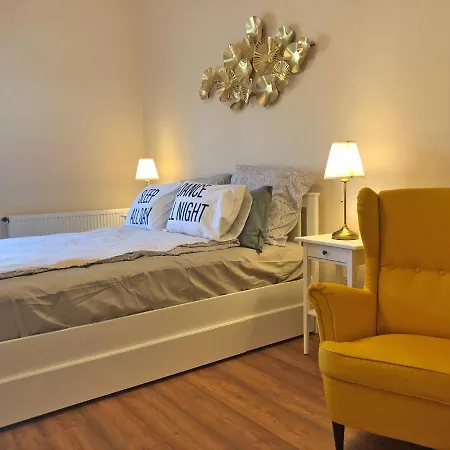 Modern Comfort In Historical Apartment *