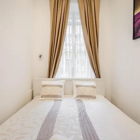 Appartement Real Vadasz *
