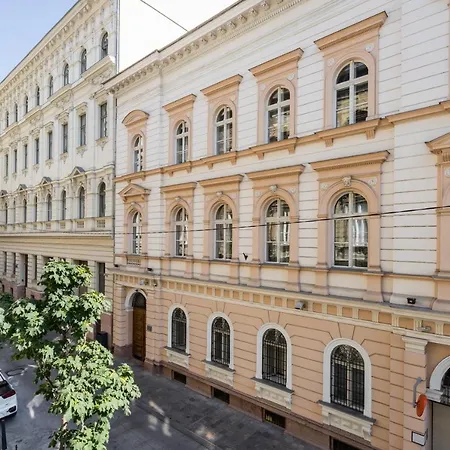 Real Vadasz Appartement Budapest