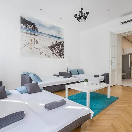 Appartement Real Vadasz *