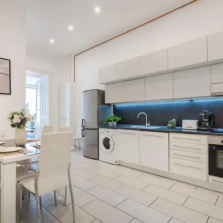 Real Vadasz Appartement Budapest