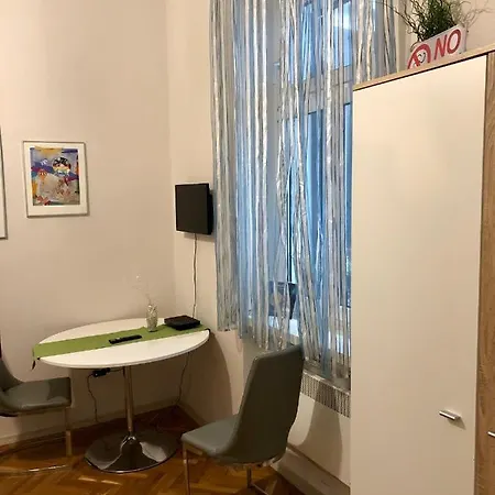 Apartamento Jewelry Box In