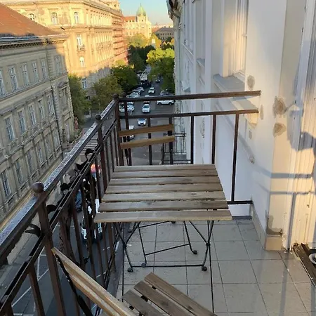 Real Zoltan * Budapest