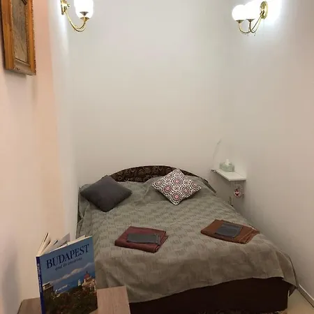 Apartment Urania *
