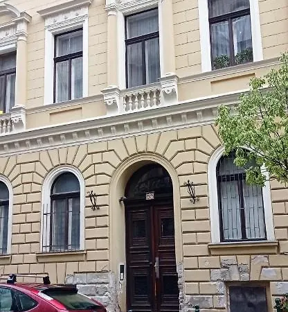 Apartment Western