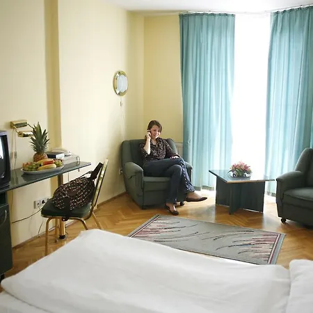 호텔 바라 겔러트