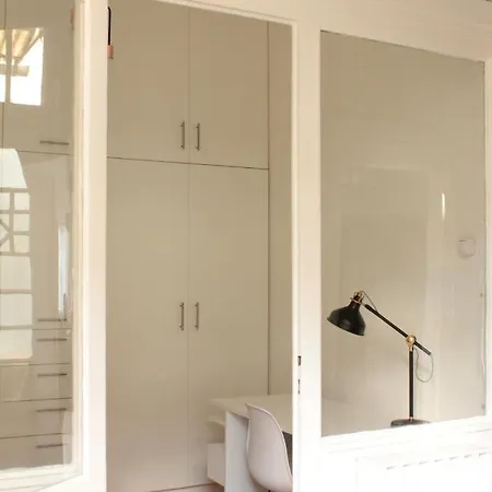 Allomas Apartment *