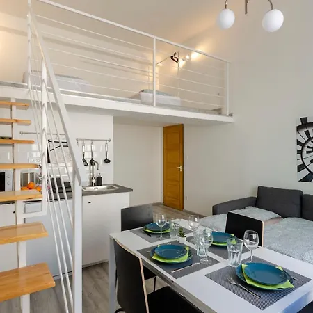 Hotel apartamentowy Bartok