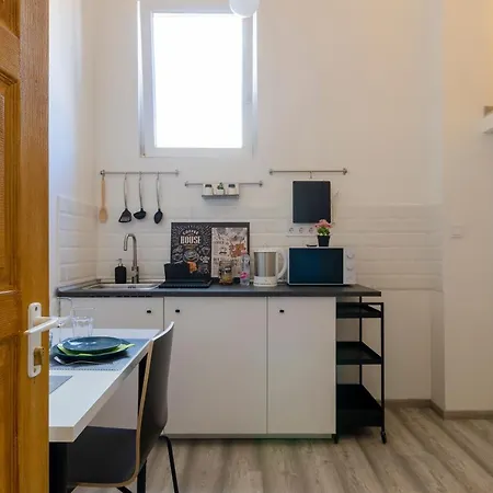 Hotel apartamentowy Bartok