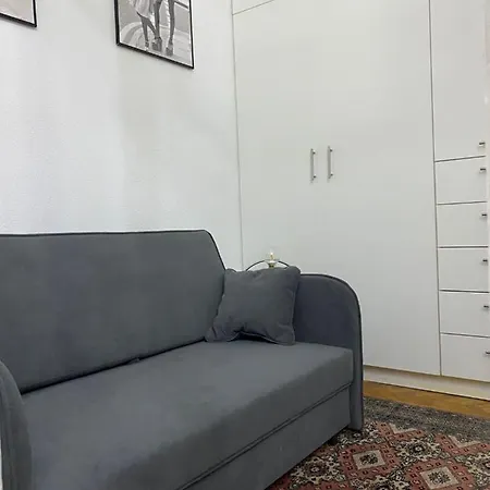 Allomas Apartment *