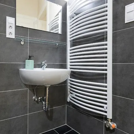 Budapestayz - Erkel Apartment *