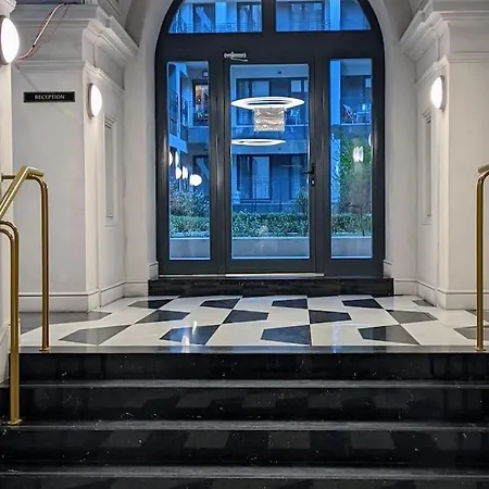 Apartment Modern Luxe In Heart Of Downtown *