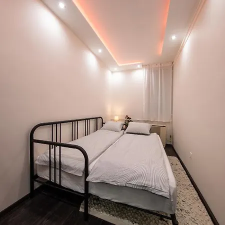 Apartment Spacious 3-room With Free Parking Budapest