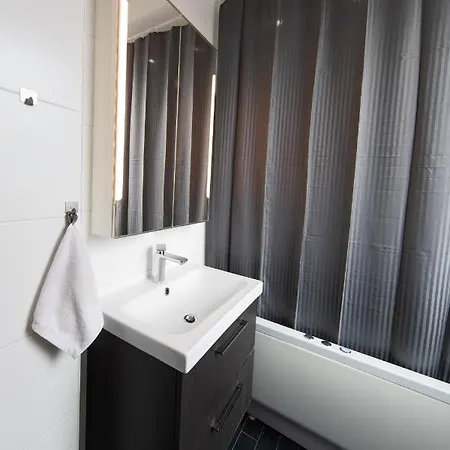 Spacious 3-room With Free Parking Apartment Budapest