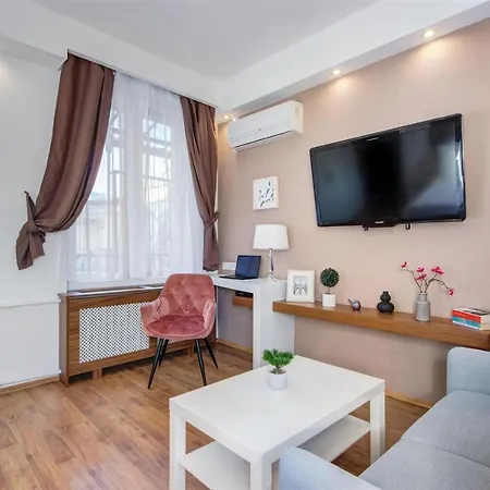 Premium Szervita Square Apartamento *