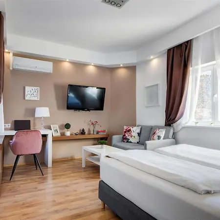 Premium Szervita Square * Budapest