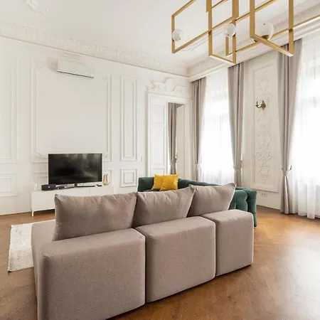 Riverside Apartment Budapest