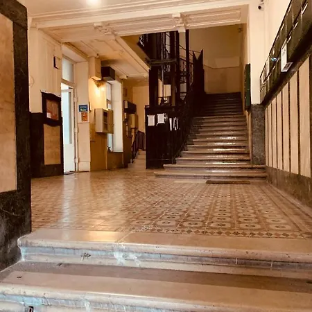 Apartament West *