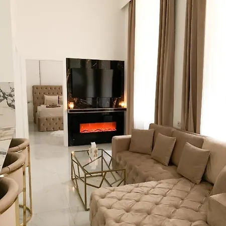 St Stephen Luxury With Jacuzzi And Sauna Apartman