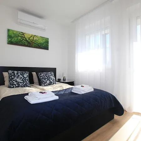 Paskal-lux With Free Parking And Air Conditioner Apartment *
