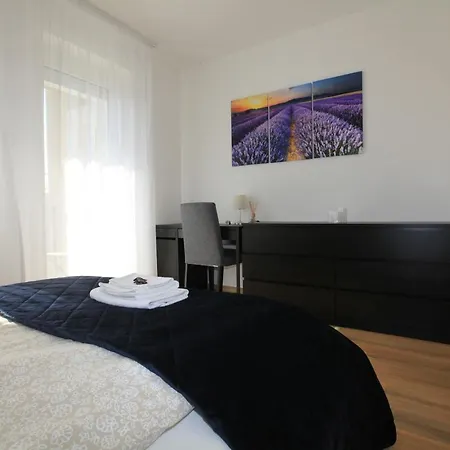Apartment Paskal-lux With Free Parking And Air Conditioner