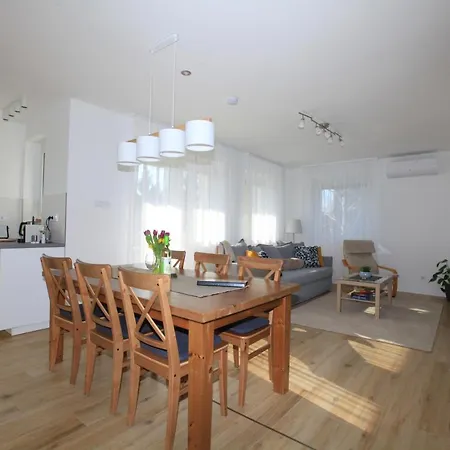 Apartment Paskal-lux With Free Parking And Air Conditioner