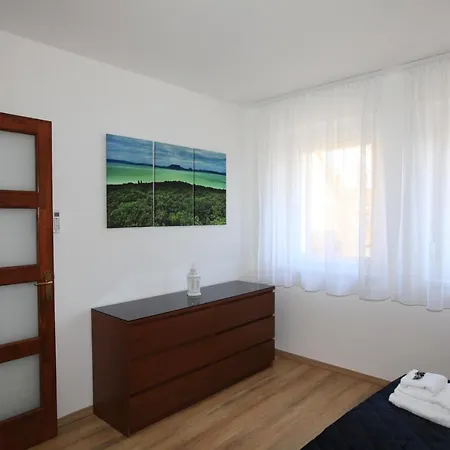 Apartment Paskal-lux With Free Parking And Air Conditioner