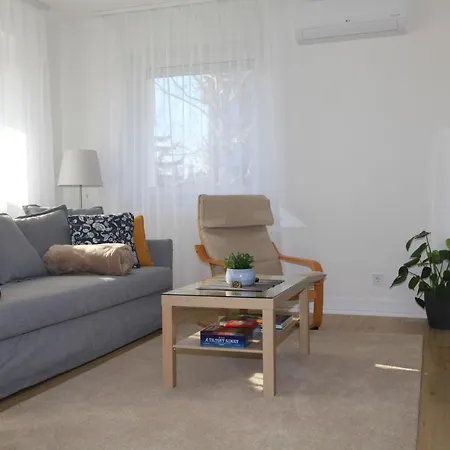 Apartment Paskal-lux With Free Parking And Air Conditioner