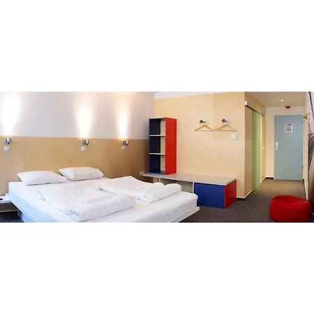 Maverick Soho Hostal