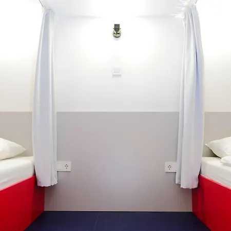 Hostal Maverick Soho *