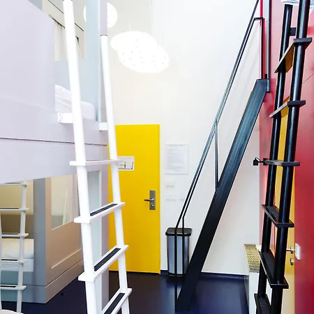 Maverick Soho Hostal *