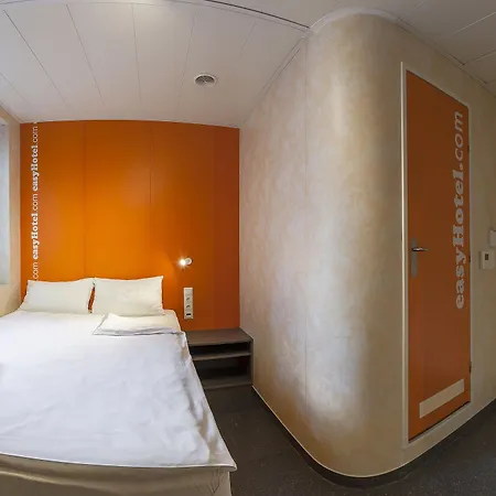 Easyhotel Oktogon Otel Budapeşte