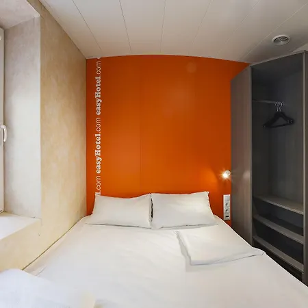 Easyhotel Oktogon Otel Budapeşte