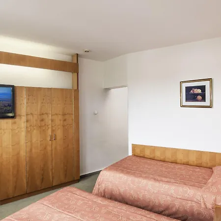 Hotel Budapest Отель