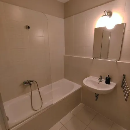 Victoria Garden Apartman *