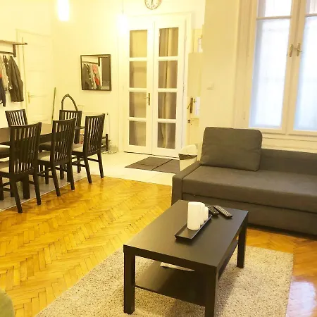 Danube Panorama Apartment Apartment *