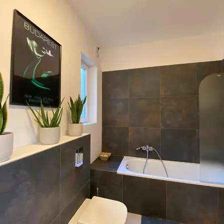 Apartment 2 Bedroom 107 M2 Loft With Balcony *