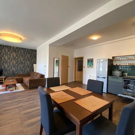 2 Bedroom 107 M2 Loft With Balcony Apartment