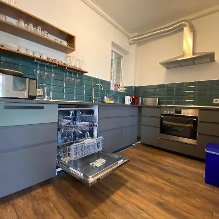 Apartment 2 Bedroom 107 M2 Loft With Balcony *