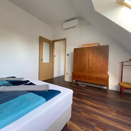 2 Bedroom 107 M2 Loft With Balcony Budapest