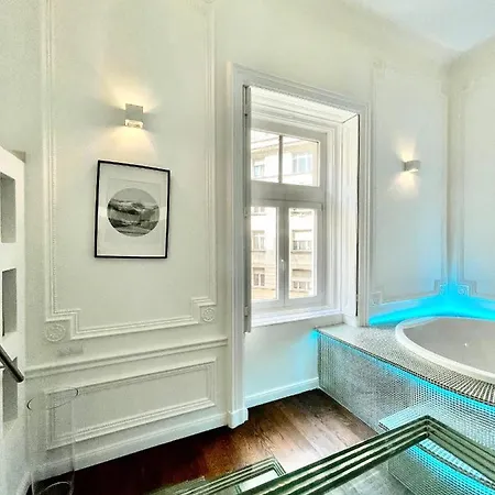 Enzo Capo Jacuzzi *